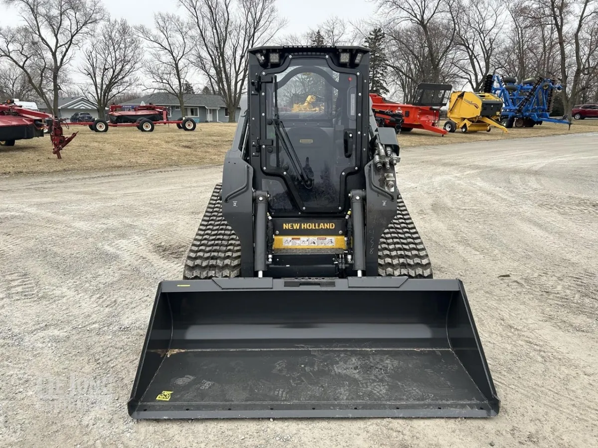 2026 New Holland C332 Track Loaders for sale in City, IL - listing photo 2 of 8