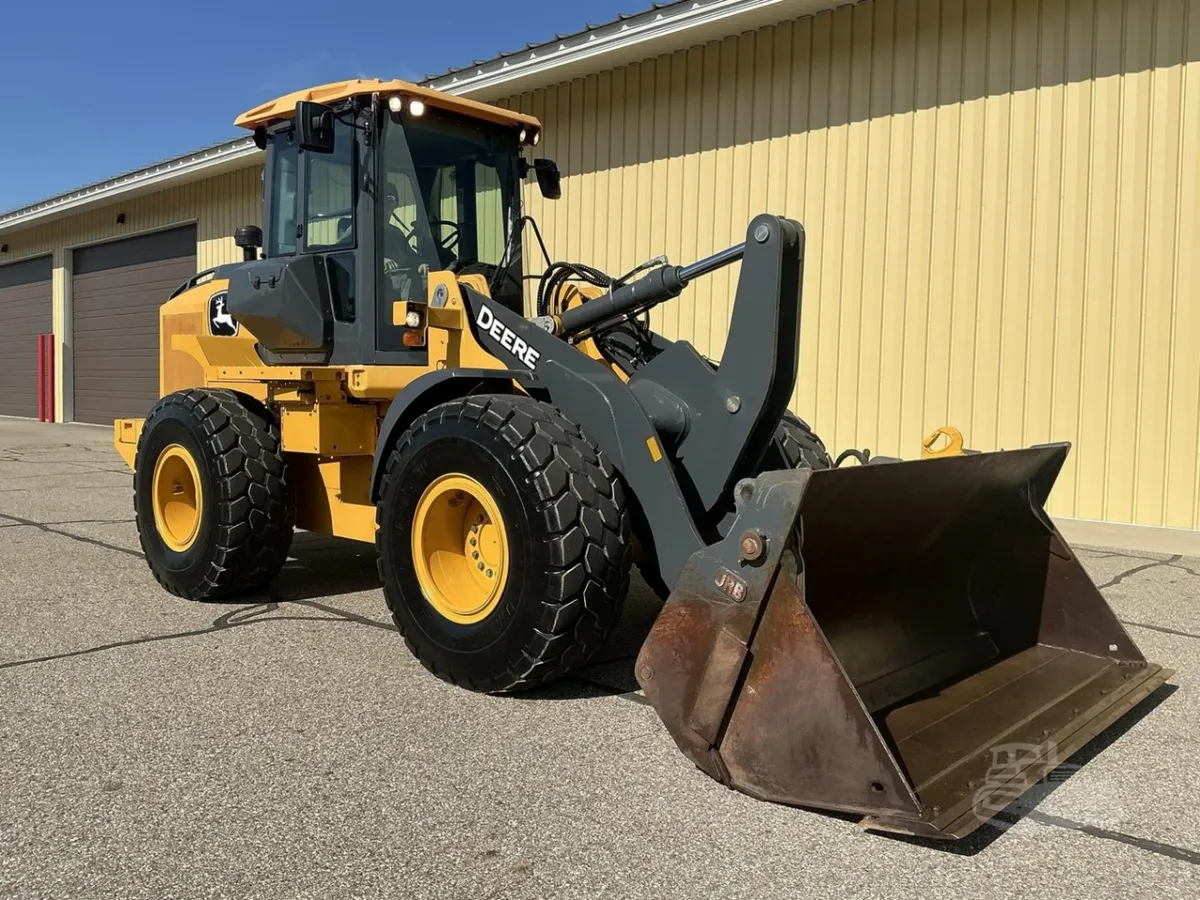 2020 John Deere 524L Wheel Loaders for sale in Allegan, MI - listing photo 4 of 10