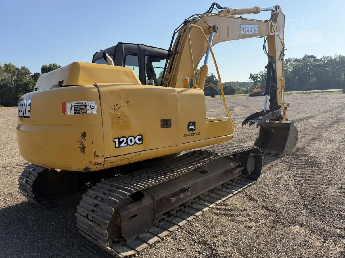2004 John Deere 120C Excavators for sale in Nesbit, MS - listing photo 5 of 10