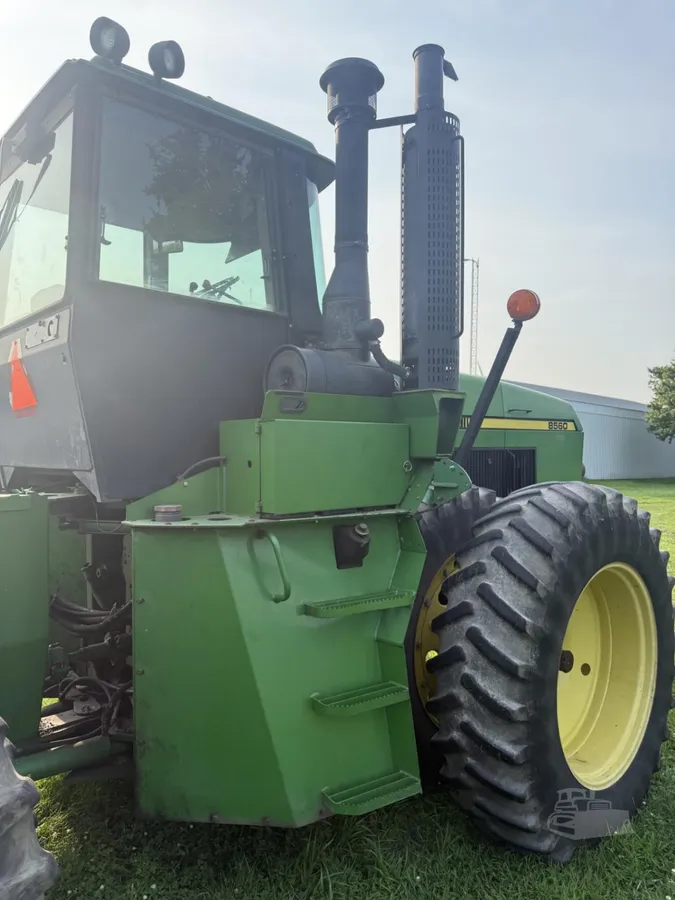 1991 John Deere 8560 Field Tractors Power for sale in Iowa Falls, IA - listing photo 10 of 18