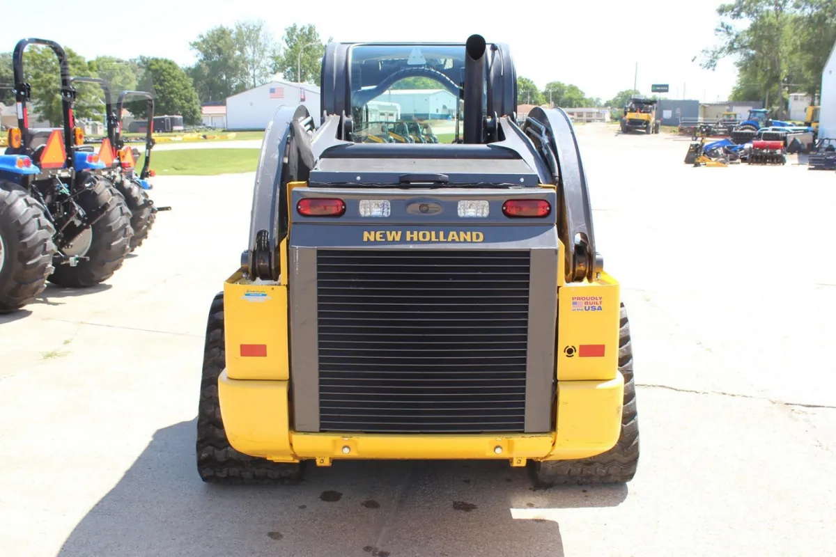 2022 New Holland C345 Track Loaders for sale in Atlantic, IA - listing photo 5 of 10