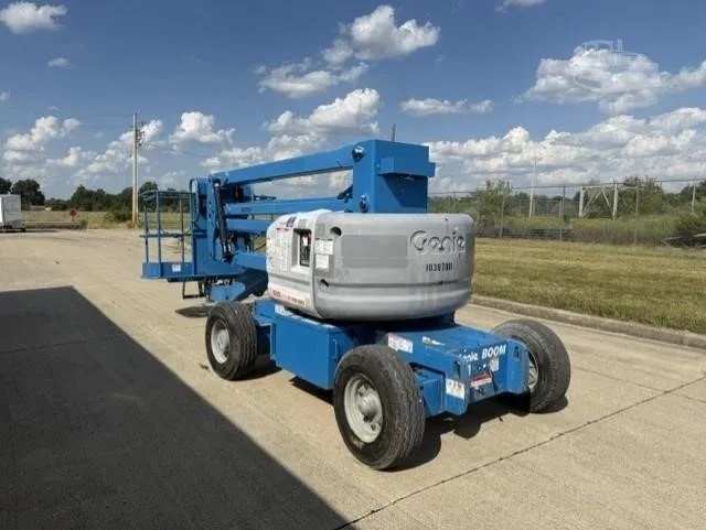 2015 Genie Z45/25DC Articulating Boom Lift Knuckle for sale in Newton, IL - listing photo 6 of 8