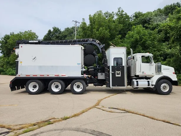 2013 Western Star 4900 Vacuum Truck Hydrovac Combo Jet for sale in Dubuque, IA - listing photo 7 of 19
