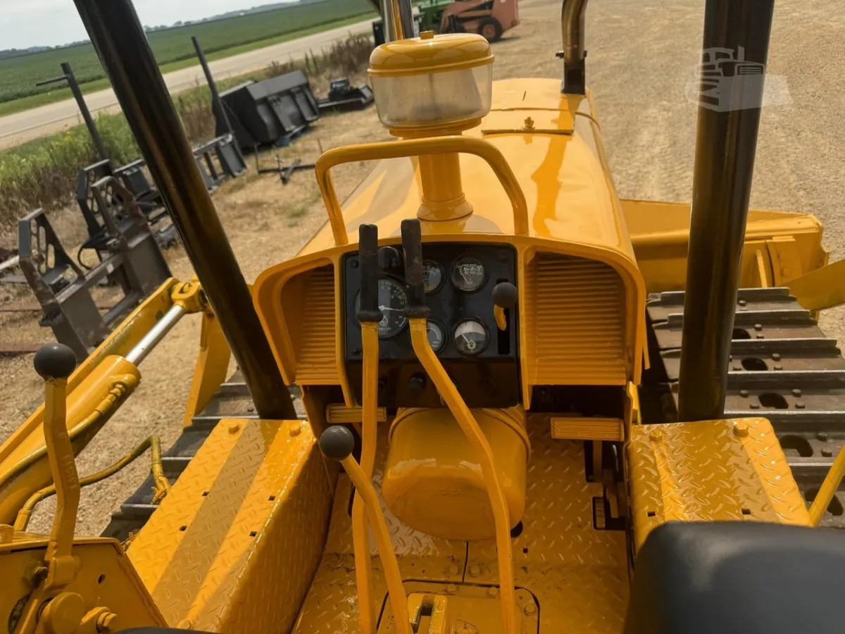 1974 John Deere 450B Dozers for sale in Amboy, IL - listing photo 7 of 8