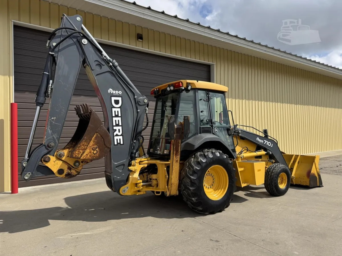 2011 John Deere 710J Backhoe Loaders for sale in Allegan, MI - listing photo 4 of 10