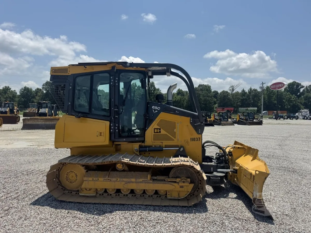 2023 John Deere 650 P-Tier LGP Dozers for sale in Jackson, TN - listing photo 5 of 10