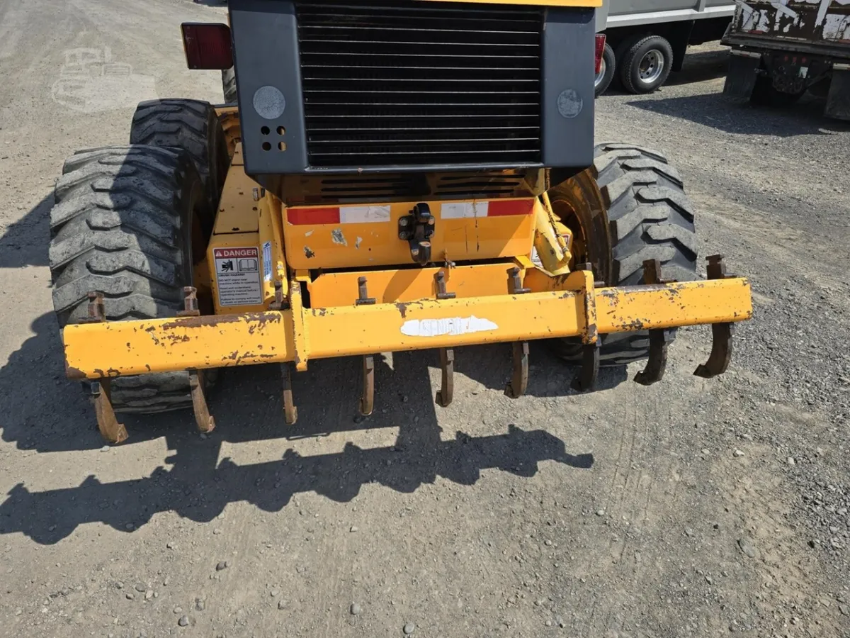 2005 Leeboy 685B Motor Graders for sale in Filer, ID - listing photo 6 of 9