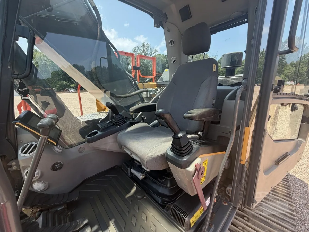 2020 Volvo EC200EL Excavators for sale in Nesbit, MS - listing photo 10 of 10