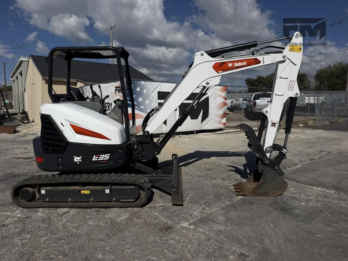 2025 Bobcat E35R2 Excavators for sale in Midvale, UT - listing photo 5 of 10