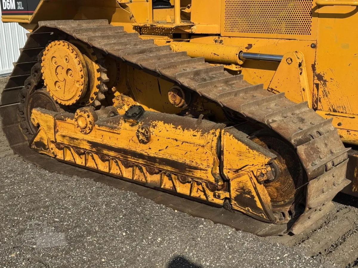 1999 Caterpillar D6M XL Dozers for sale in Allegan, MI - listing photo 9 of 10