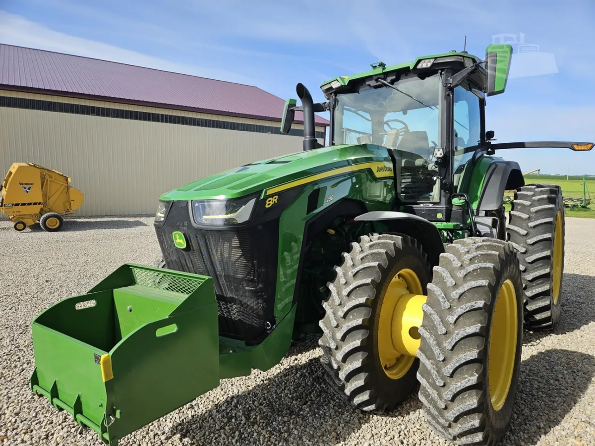 2021 John Deere 8R 230 Field Tractors Power for sale in Ledyard, IA - listing photo 8 of 18