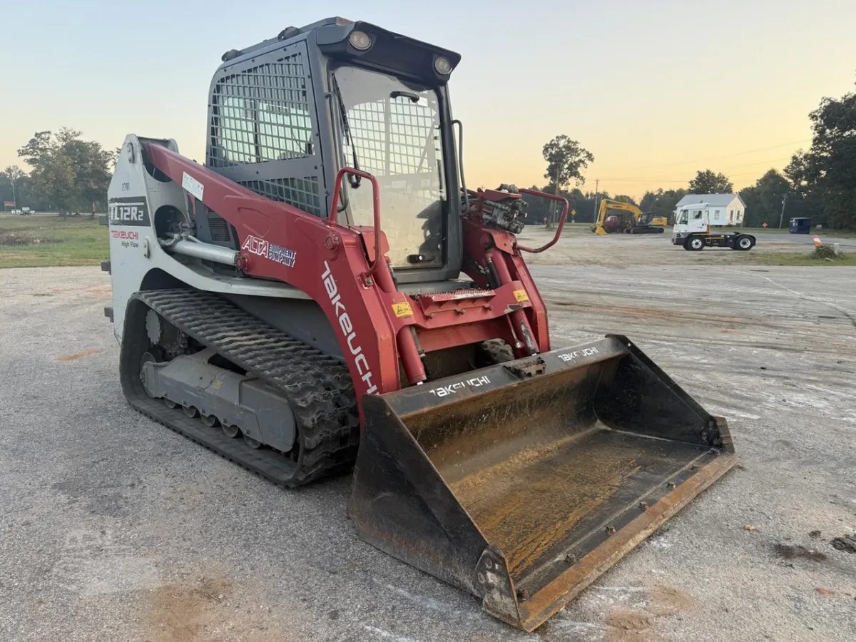 2020 Takeuchi TL12R2 Track Loaders for sale in Eatonton, GA - listing photo 6 of 10