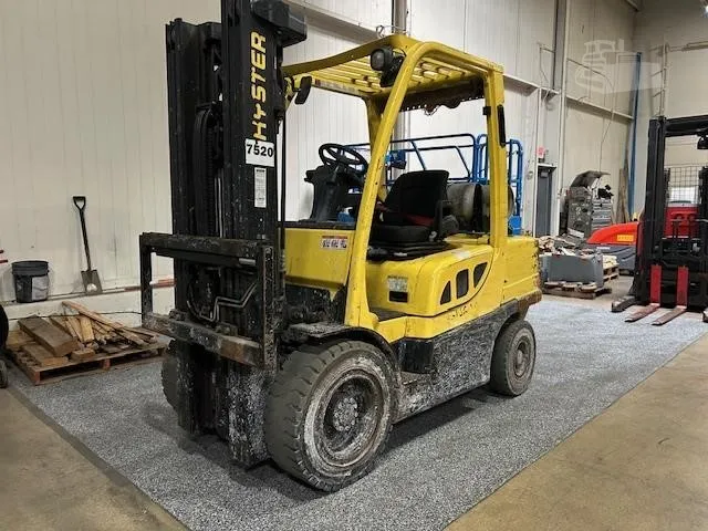 2020 Hyster H70FT Telehandlers Forklifts for sale in Batavia, IL - listing photo 3 of 8