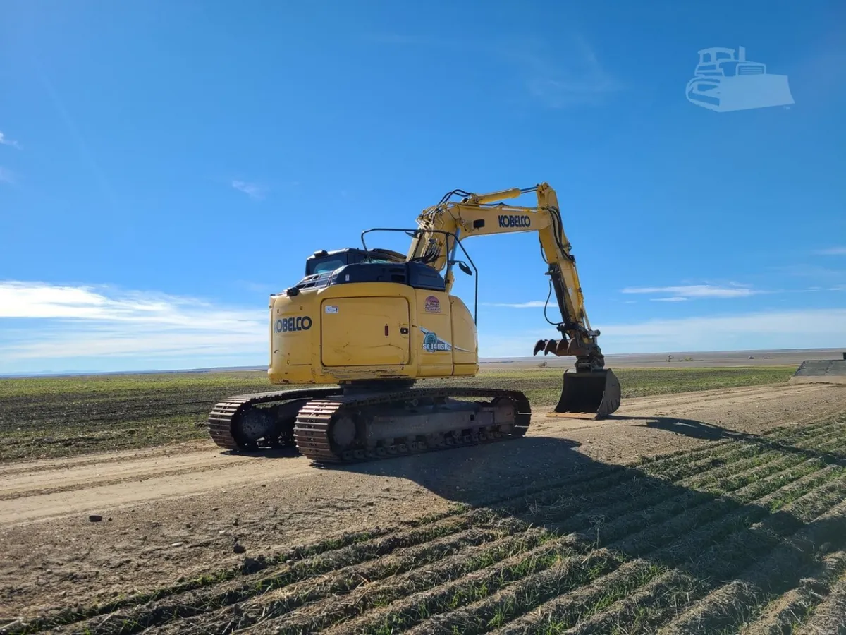 2016 Kobelco SK140SR LC-5 Excavators for sale in Loma, MT - listing photo 5 of 10