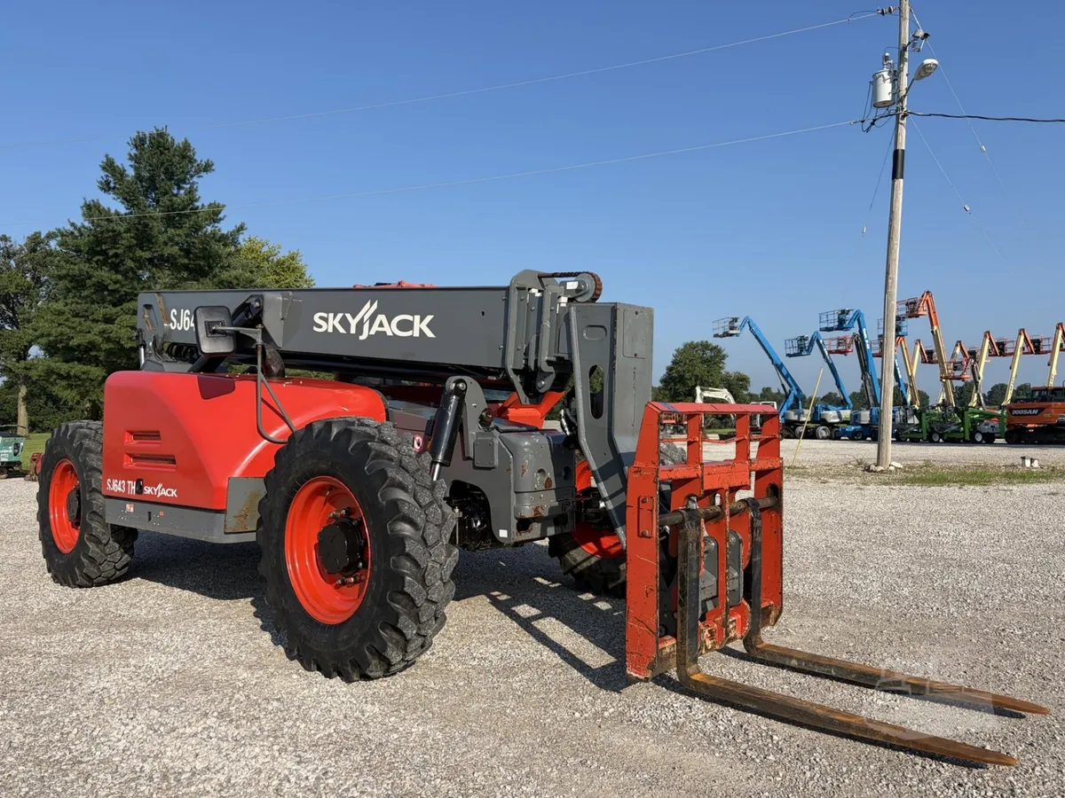 2018 Skyjack SJ643TH Telehandlers Forklifts for sale in Clay City, IL - listing photo 5 of 8