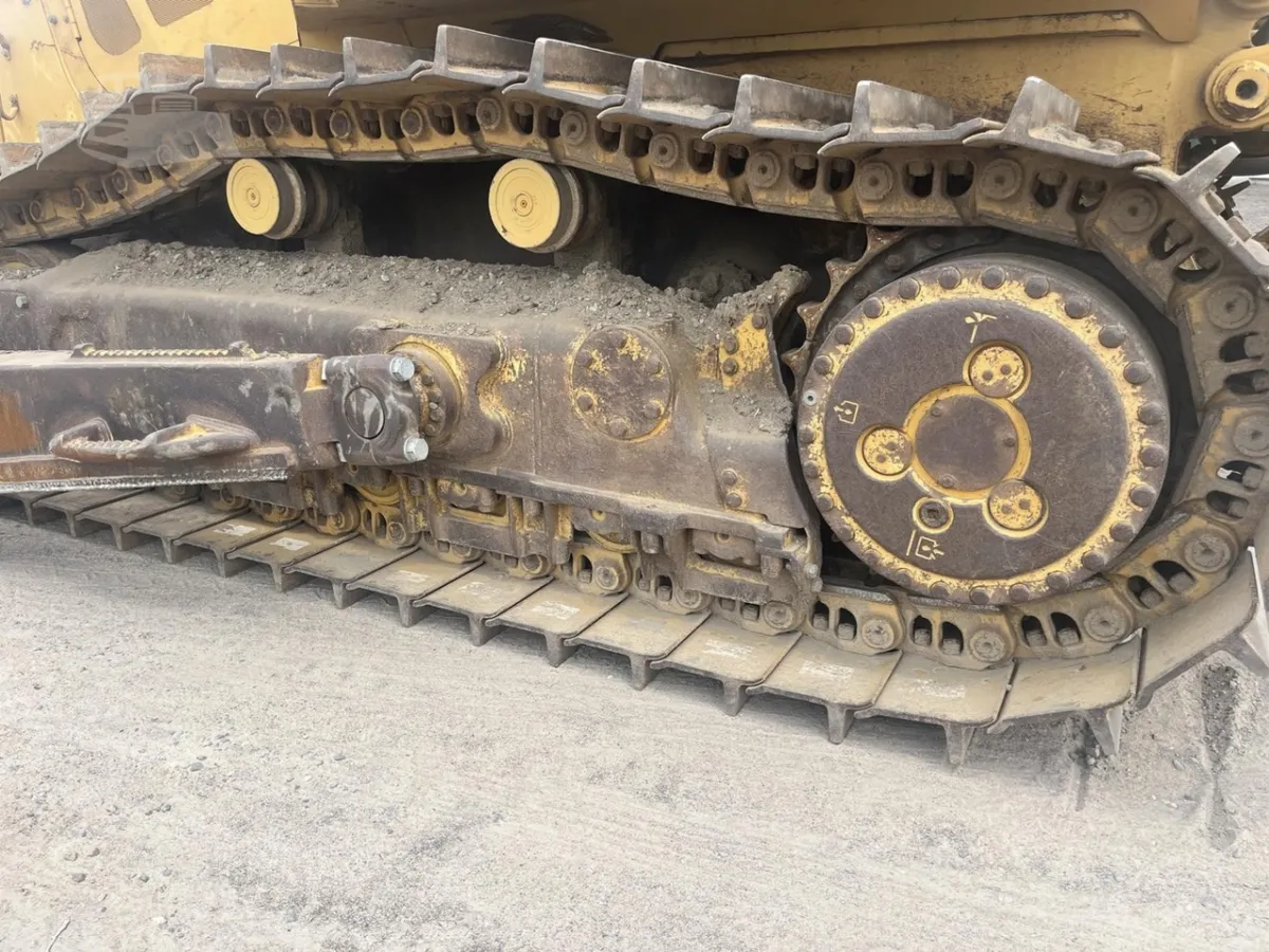 2011 Caterpillar D7E Dozers for sale in Holcombe, WI - listing photo 7 of 10