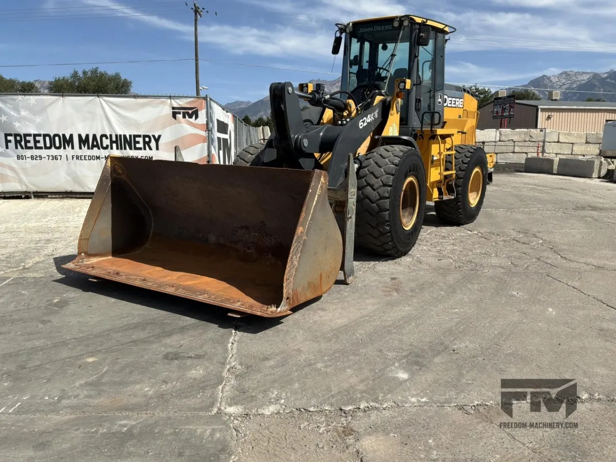 2017 John Deere 624KII Wheel Loaders for sale in Midvale, UT - listing photo 2 of 10