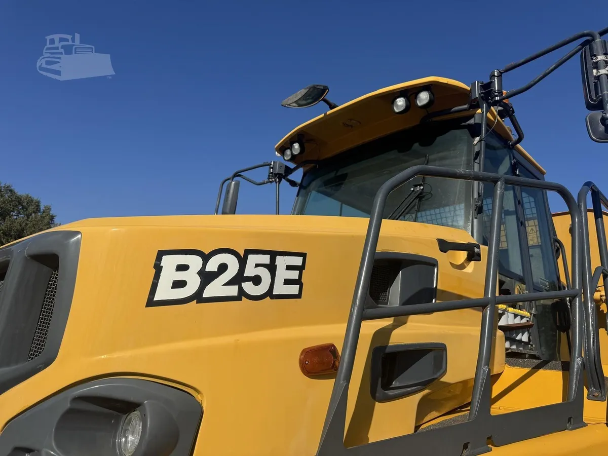 2020 Bell B25E Dumpers Haulers for sale in Jackson, TN - listing photo 9 of 12