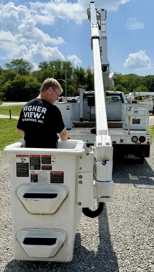 2021 Altec AT40G Service Mechanics Truck Crane for sale in Knoxville, IA - listing photo 35 of 41
