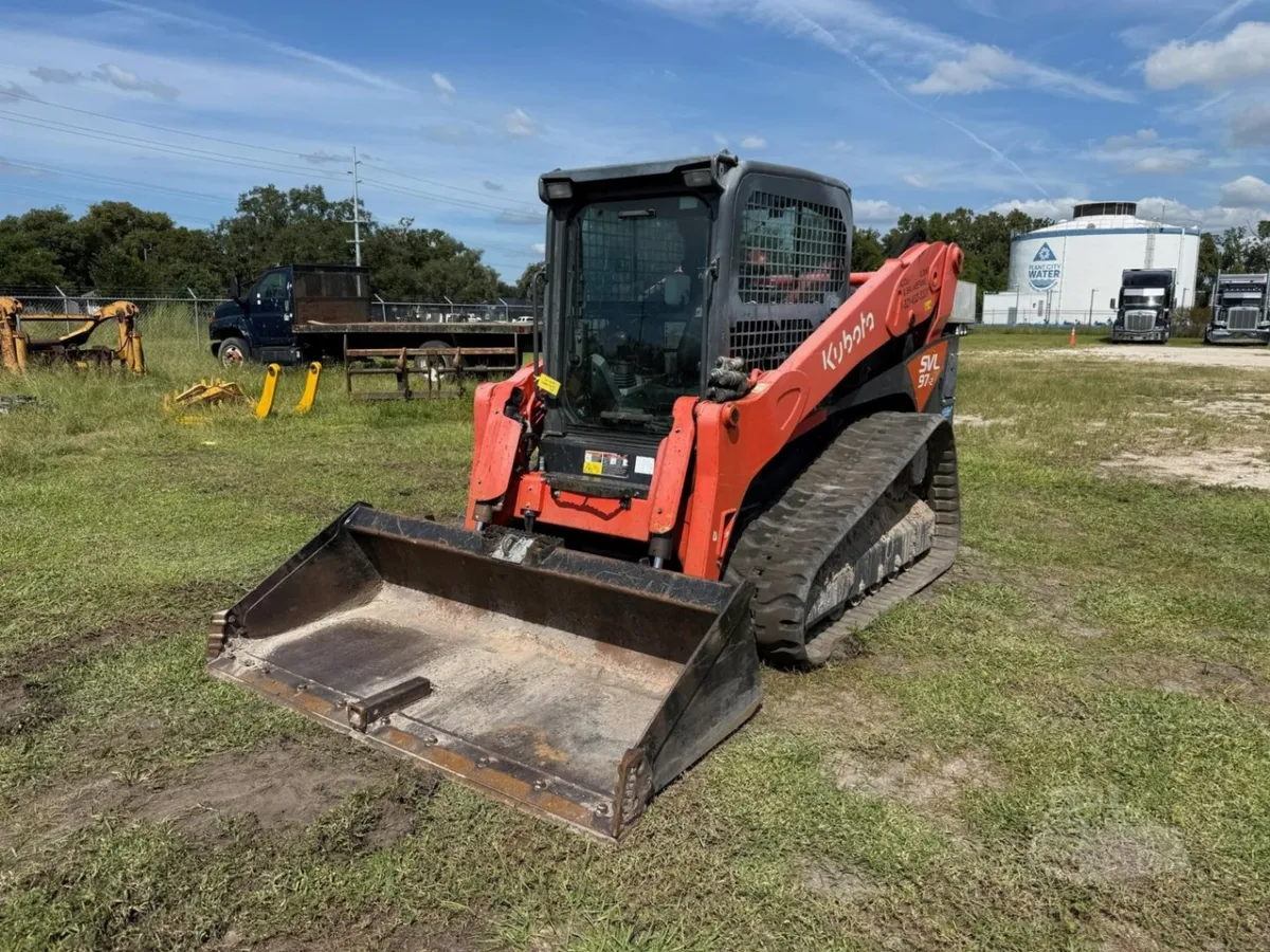 2021 Kubota SVL97-2 Track Loaders for sale in Plant City, FL - listing photo 2 of 10
