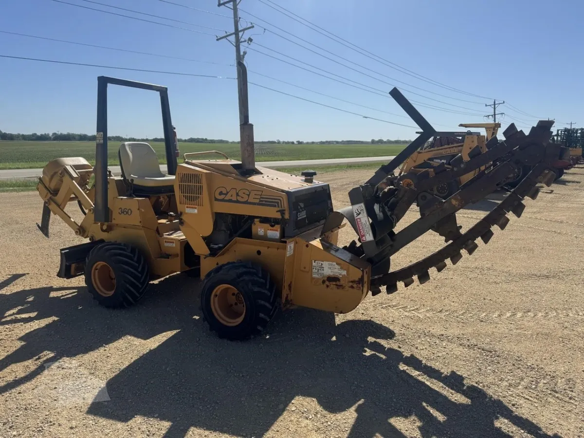 2001 CASE 360 Trenchers for sale in Amboy, IL - listing photo 4 of 8