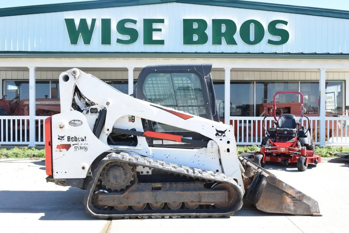 2020 Bobcat T740 Track Loaders for sale in Kingdom City, MO - listing photo 5 of 8