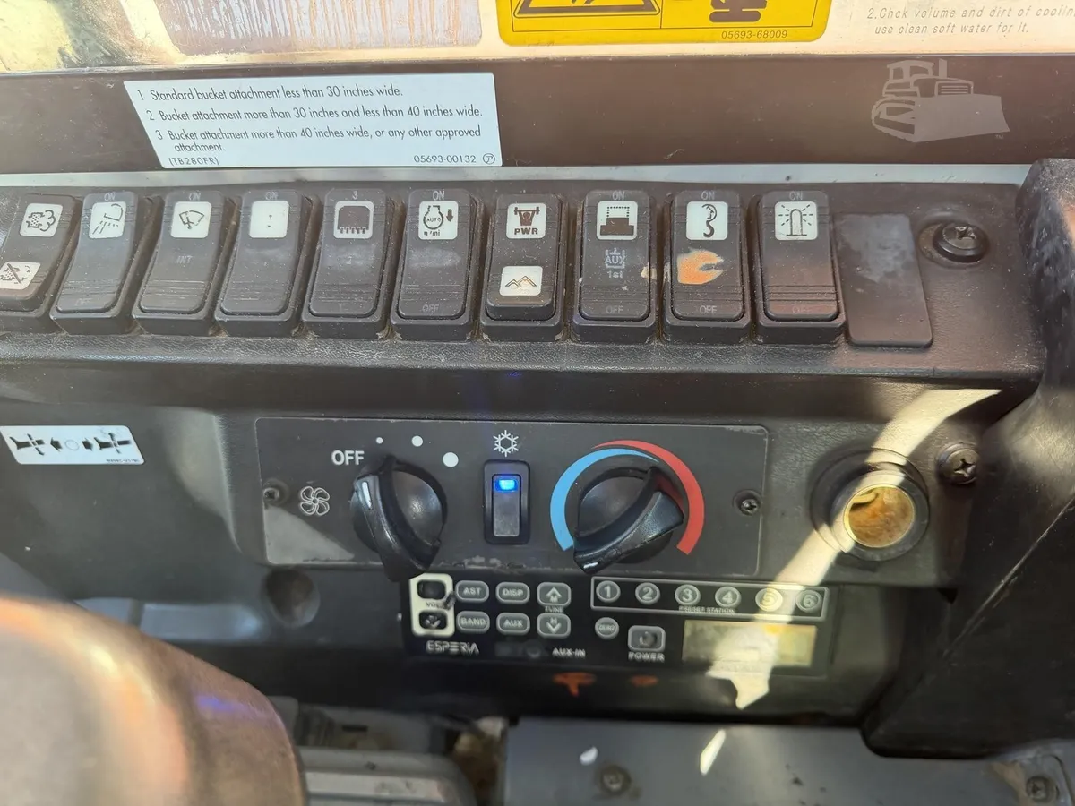 2017 Takeuchi TB280FR Excavators for sale in Cle Elum, WA - listing photo 12 of 12
