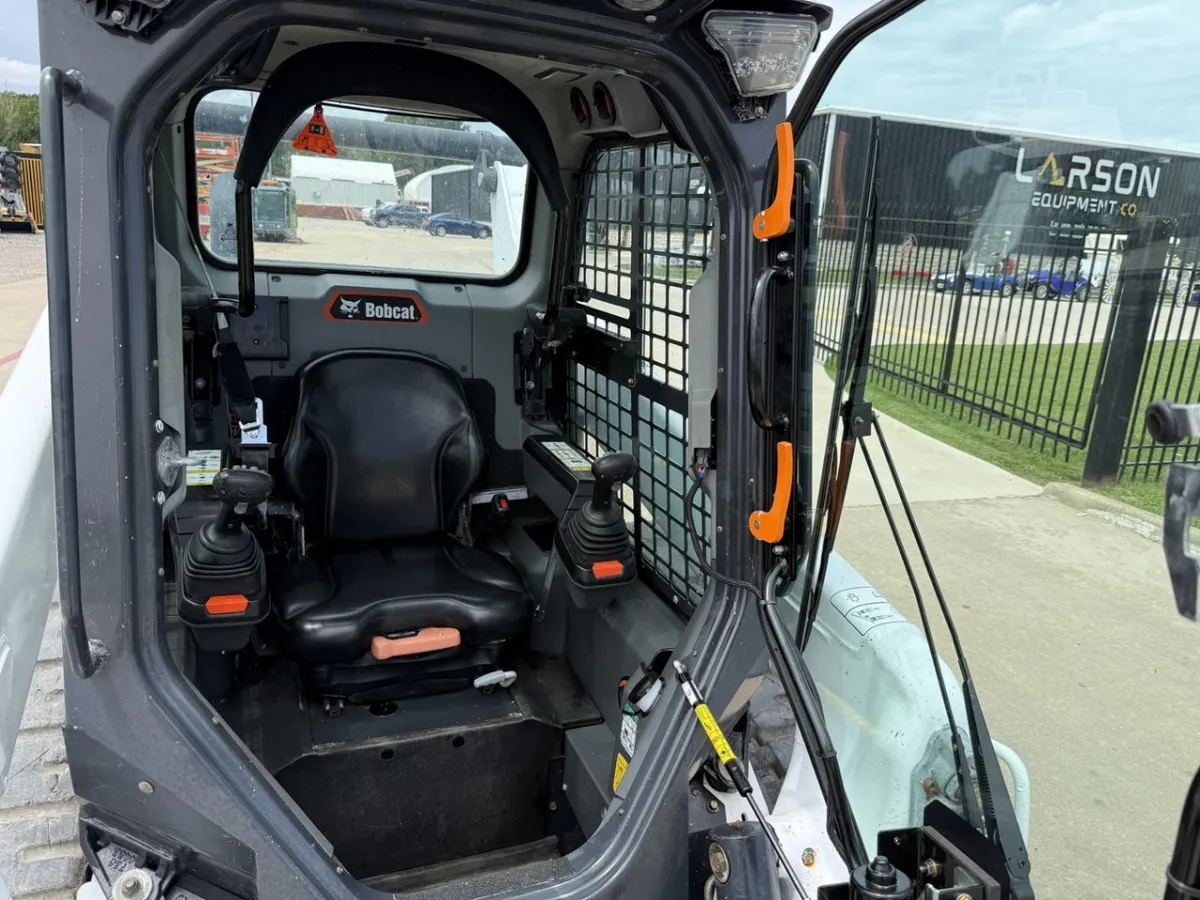 2021 Bobcat T76 Track Loaders for sale in Strafford, MO - listing photo 8 of 10