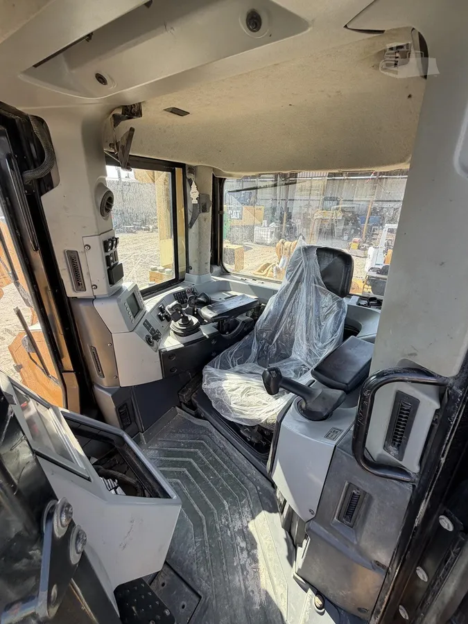 2012 Caterpillar D8T Dozers for sale in Hidalgo, TX - listing photo 9 of 10