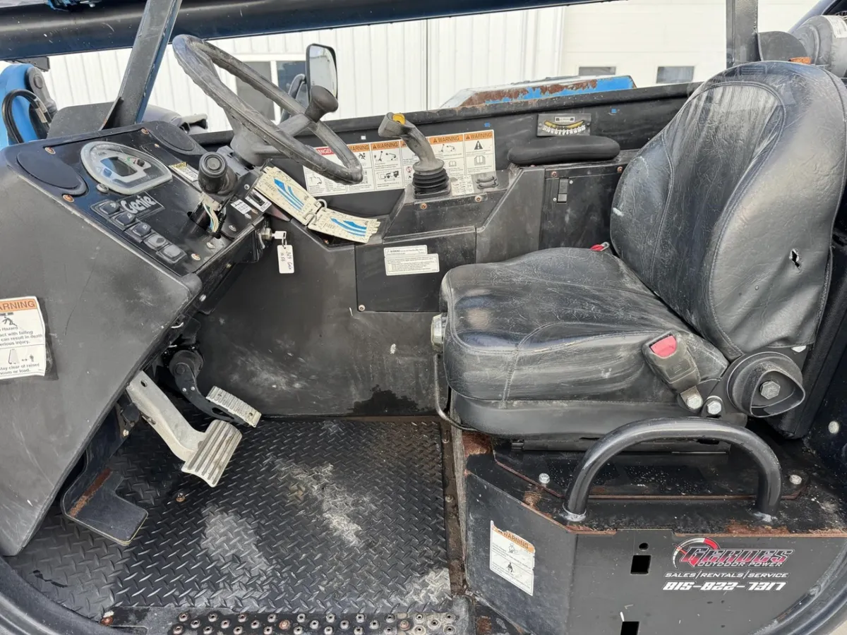 2019 Genie genie-gth-1056 Telehandlers Forklifts for sale in Chatsworth, IL - listing photo 8 of 8