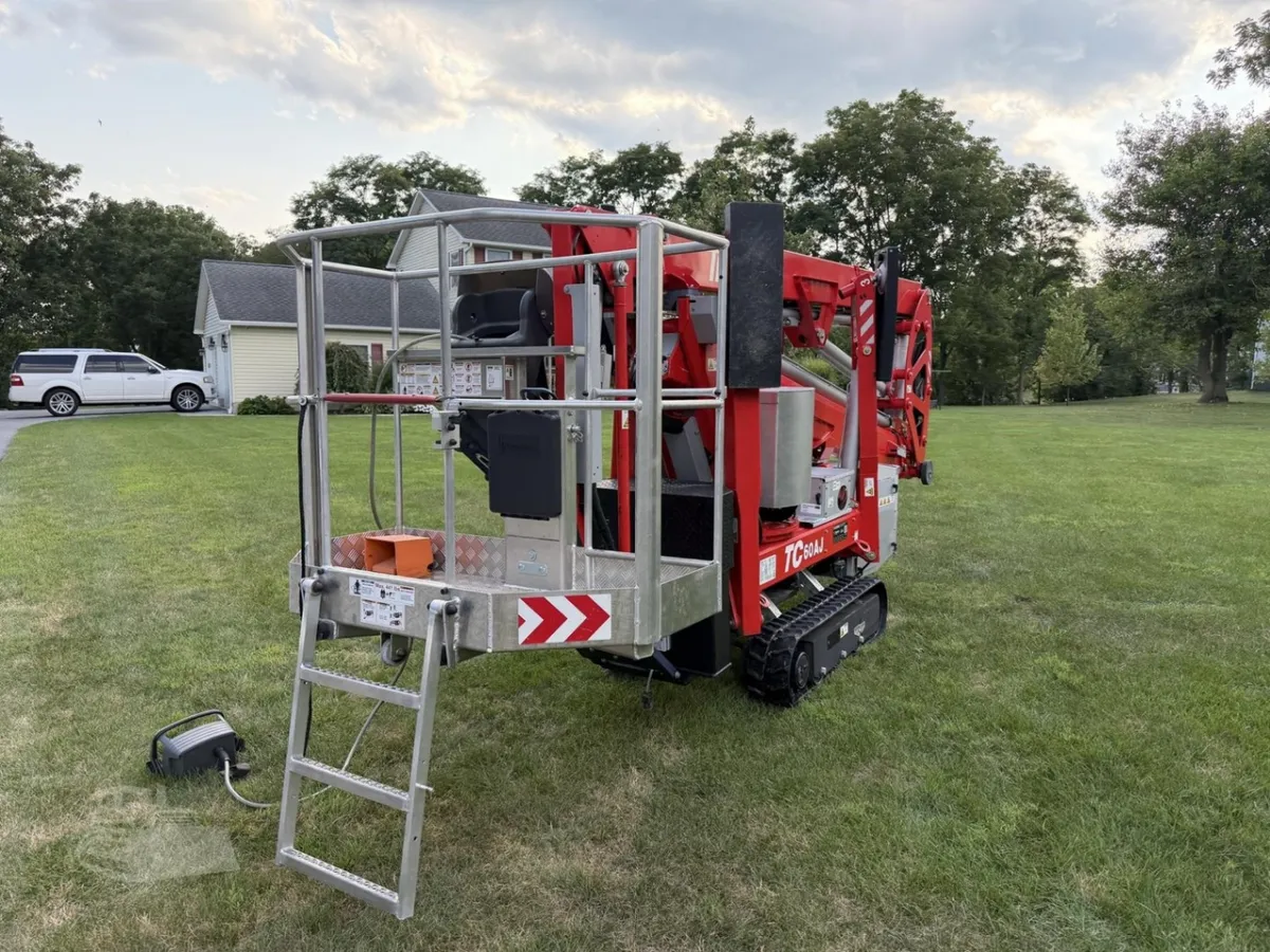 2021 Teupen TC60AJ Articulating Boom Lift Knuckle for sale in Annville, PA - listing photo 9 of 10