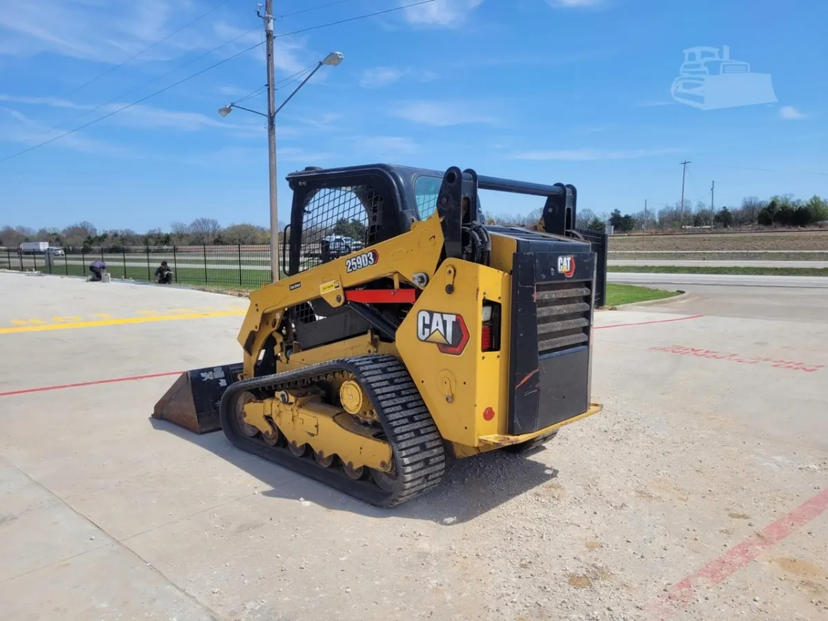 2023 Caterpillar 259D3 Track Loaders for sale in Strafford, MO - listing photo 2 of 10