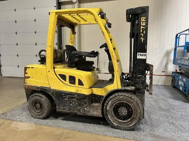 2020 Hyster H70FT Telehandlers Forklifts for sale in Batavia, IL - listing photo 6 of 8