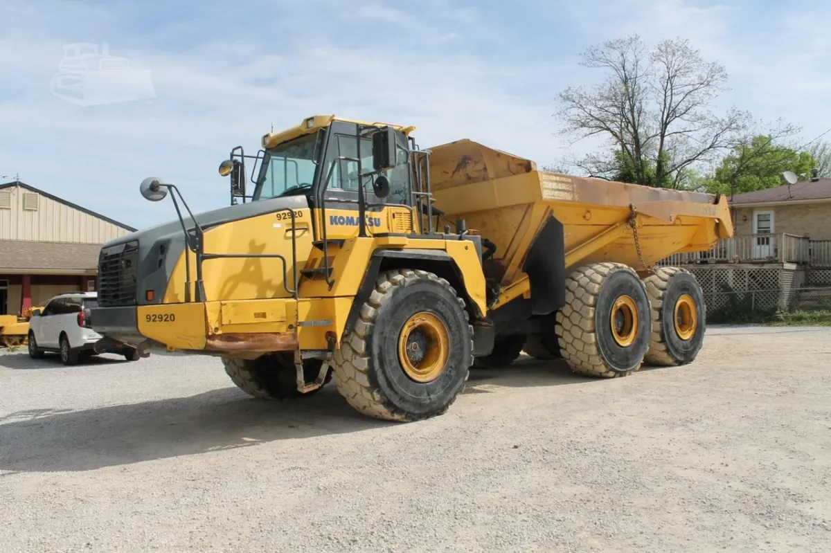 2014 Komatsu HM400-3 Articulated Truck for sale in Pleasureville, KY - listing photo 7 of 10