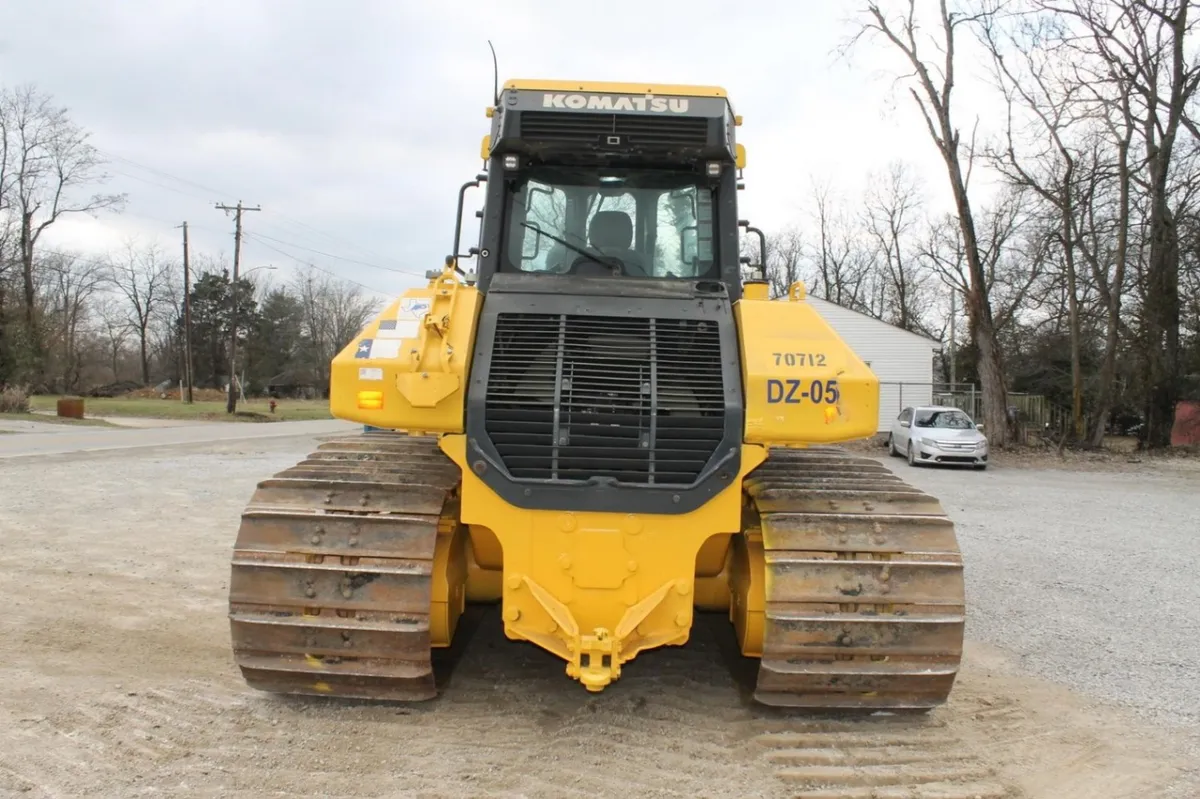 2022 Komatsu D71PX-24 Dozers for sale in Pleasureville, KY - listing photo 3 of 10