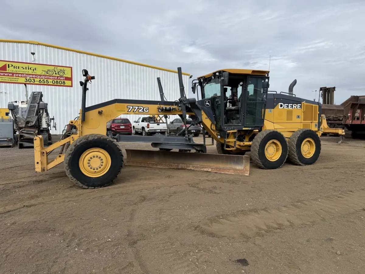 2016 John Deere 772G Motor Graders for sale in Brighton, CO - listing photo 3 of 10