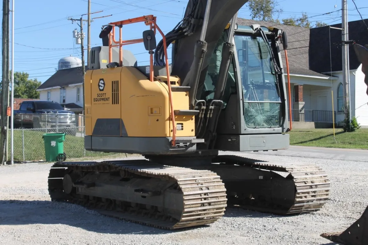 2019 Volvo ECR145EL Excavators for sale in Pleasureville, KY - listing photo 7 of 10