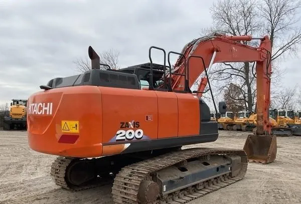2019 Hitachi ZX200-6 Excavators for sale in Lebanon, ME - listing photo 4 of 10