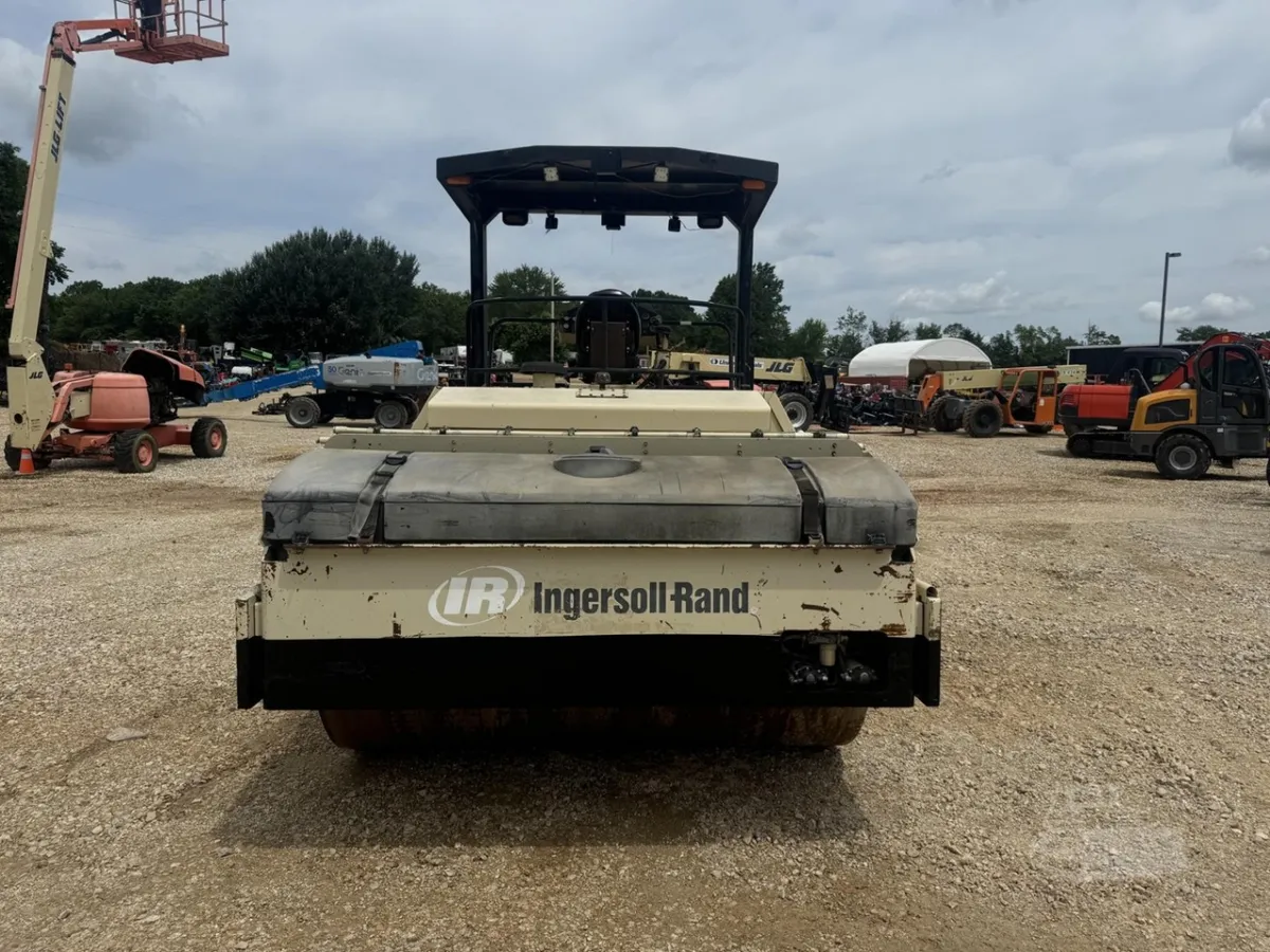 2001 Ingersoll Rand DD130 Smooth Drum Rollers for sale in Strafford, MO - listing photo 4 of 10