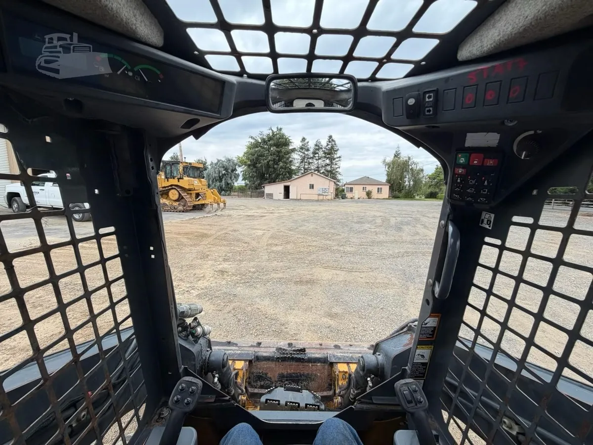 2018 John Deere 317G Track Loaders for sale in Galt, CA - listing photo 7 of 8